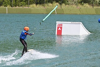 Aula de wakeboard nos Açores | 2 pessoas - 50 min | WPA Wake Park - São Miguel