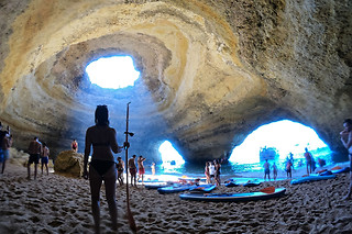 Passeio Stand Up Paddle nas Grutas de Benagil para 2 |  I Love SUP em Albufeira