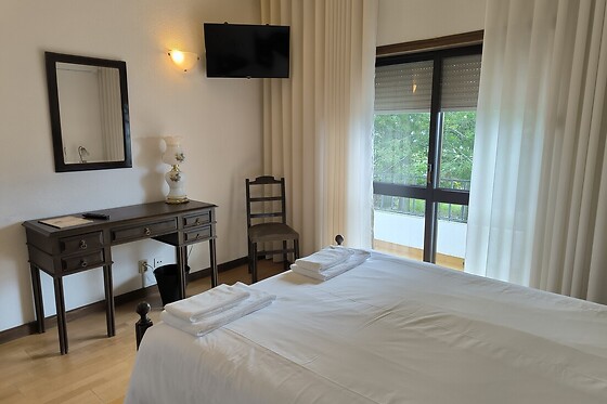 Uma Noite em Quarto Duplo perto da Serra da Estrela para 2 | Hotel Mira Serra, Celorico da Beira (Guarda)