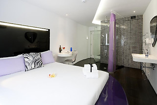 Uma noite em quarto duplo com pequeno-almoço para 2 em Absoluto Design Hotel**** (Viana do Castelo)