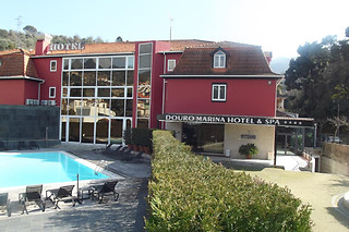 1 noite romântica a Dois com vista para o Douro | Douro Marina Hotel & Spa - Resende (Viseu)