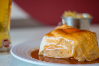 Almoço ou jantar para 2 em Santa Francesinha (Porto)