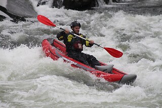 Rafting + Prova de vinho + Petiscos em Melgaço | Para 3 pessoas - 3h | CoralTours Minho
