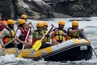 Rafting + Prova de vinho + Petiscos em Melgaço | Para 3 pessoas - 3h | CoralTours Minho