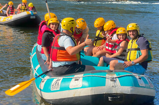 Rafting + Prova de vinho + Petiscos em Melgaço | Para 3 pessoas - 3h | CoralTours Minho