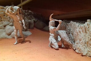 Viagem familiar à pré-história | Entrada no Museu Interactivo do Megalitismo de Mora (Évora)