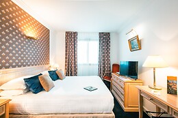 SUN RIVIERA HOTEL