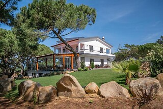 Estadia com pequeno-almoço para 2 nas Azenhas do Mar | Azen Cool House (Sintra)